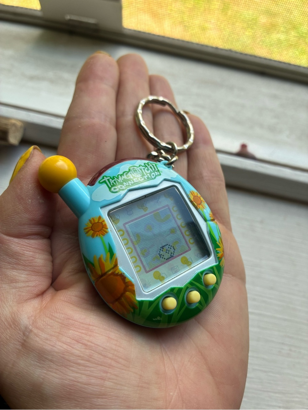 Tamagotchi Connection 2004 blue Sunflowers 🌻 - Picture 6 of 6